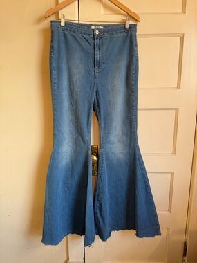 We The Free Blue Jean Bell Bottoms - 30